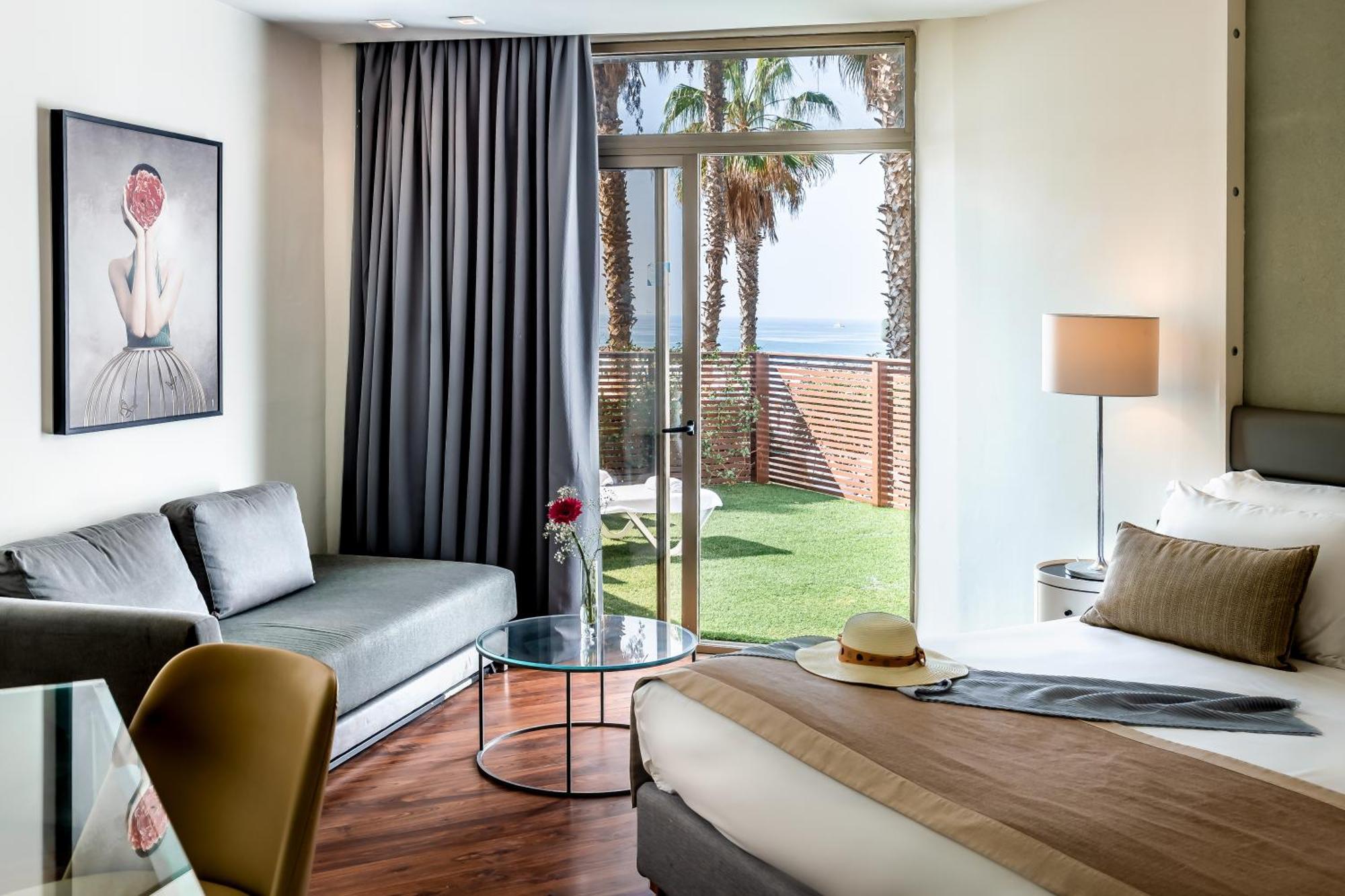 Daniel Herzliya Hotel Eksteriør billede Deluxe room