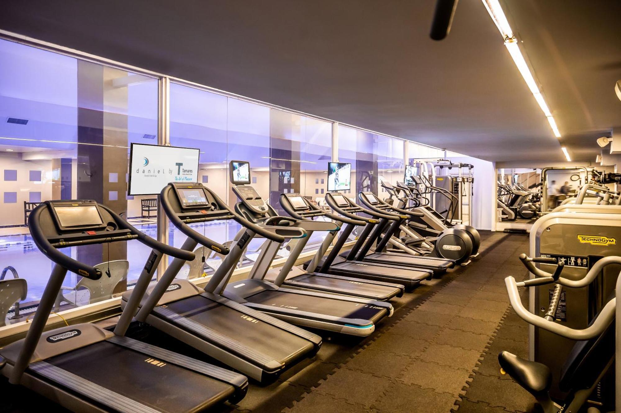 Daniel Herzliya Hotel Eksteriør billede The gym at the hotel